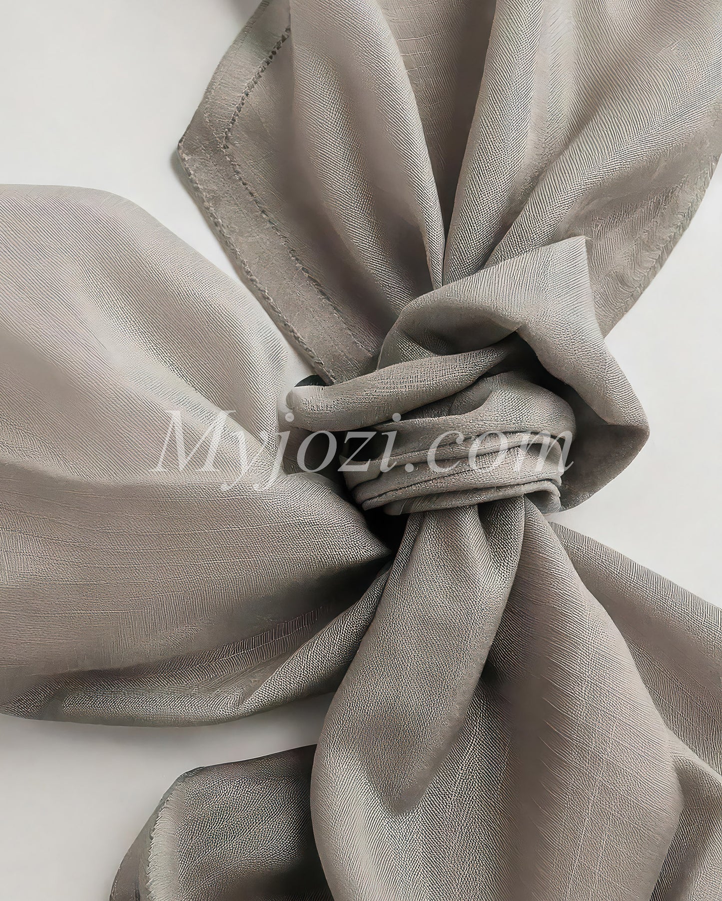 Linteum Dolelia - Photo Poster In Soft Color Palette
