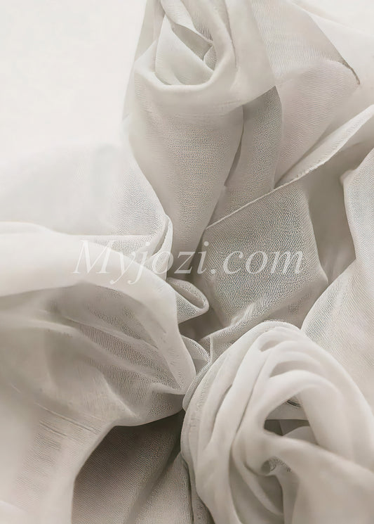 Fotografisk poster i mjuka, neutrala toner för tidlös elegans i ditt hem.